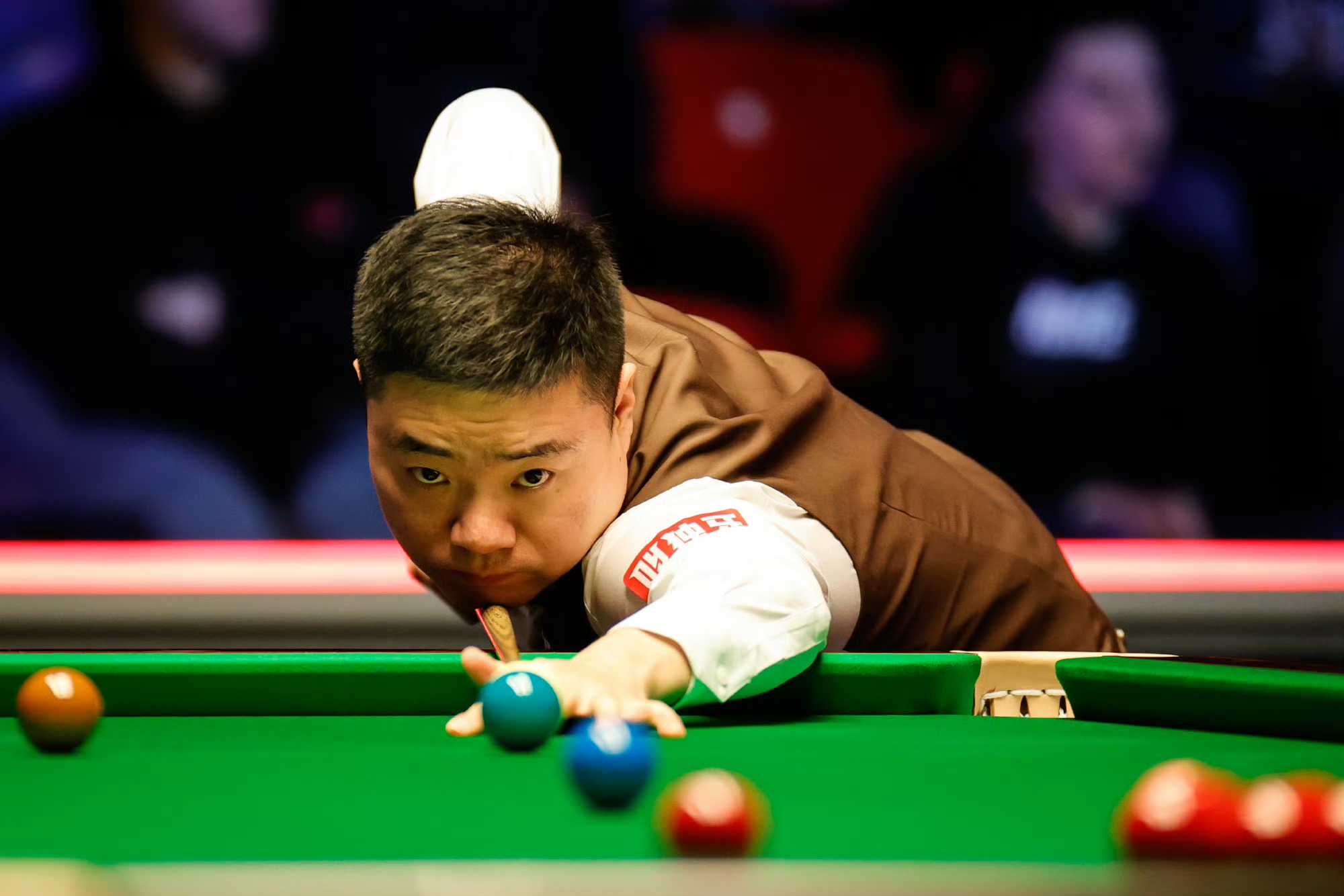 球员间的支 球员间的支