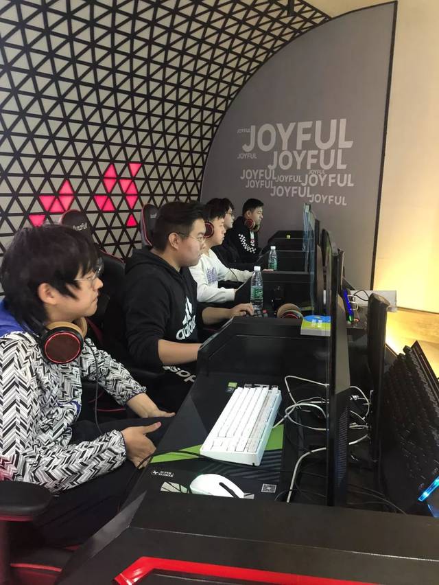 代表着俱乐 代表着俱乐