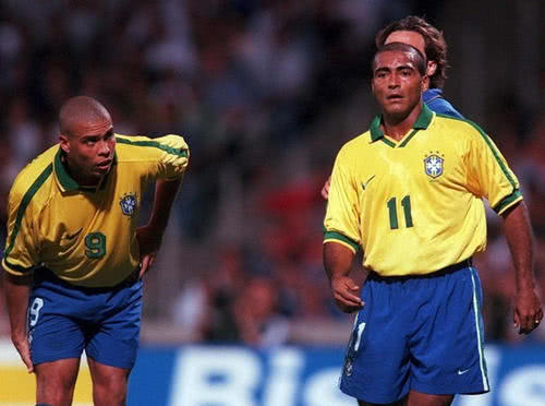 顶级教练团 顶级教练团