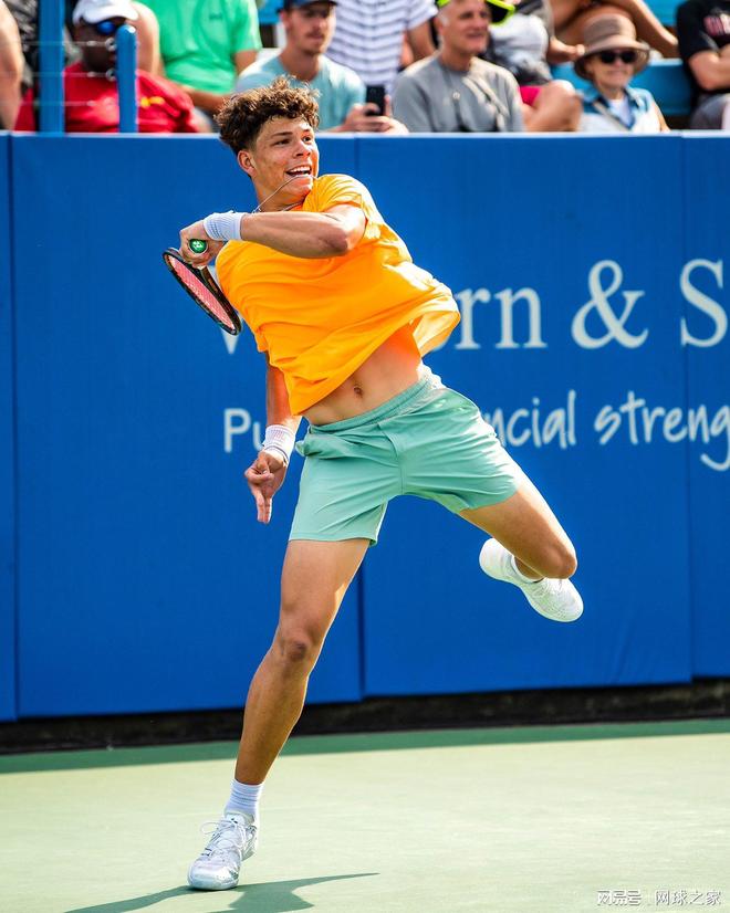 王楚钦那种 王楚钦那种